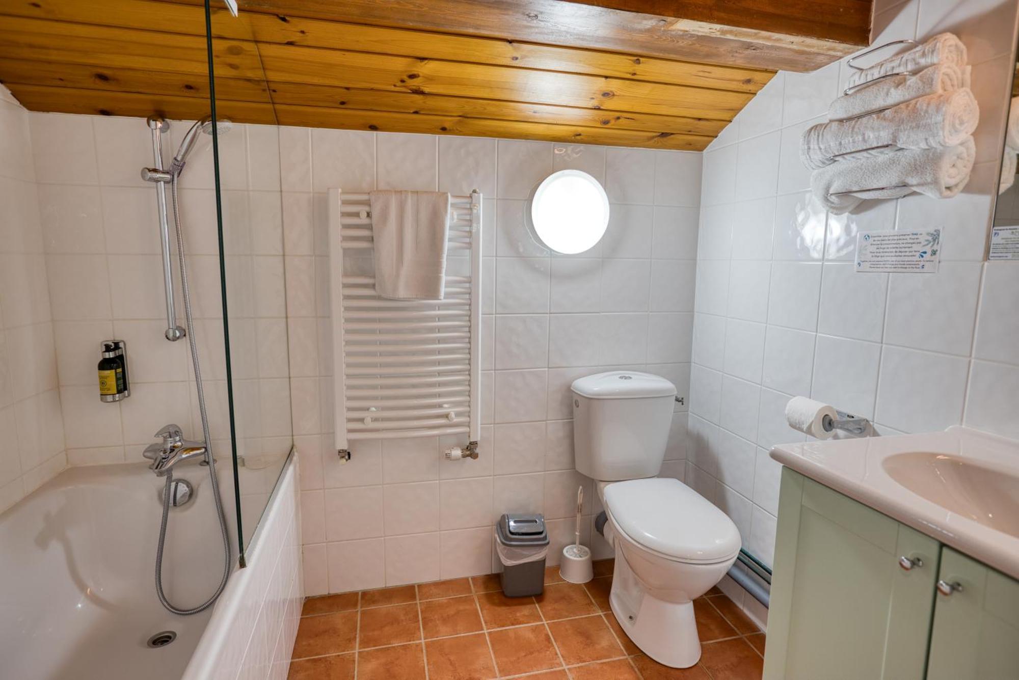 Superior Quadruple Room,1706804707:JPEG